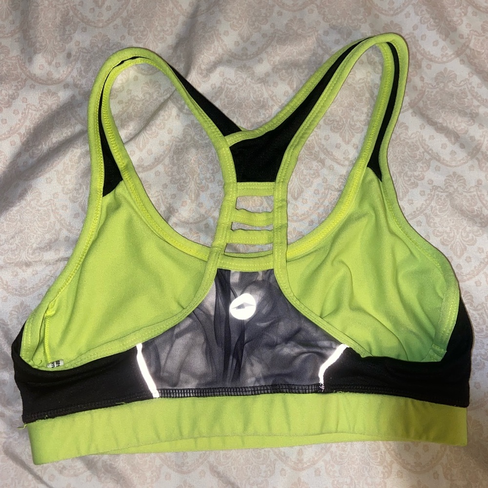 Sports bra - Picture 2 of 2